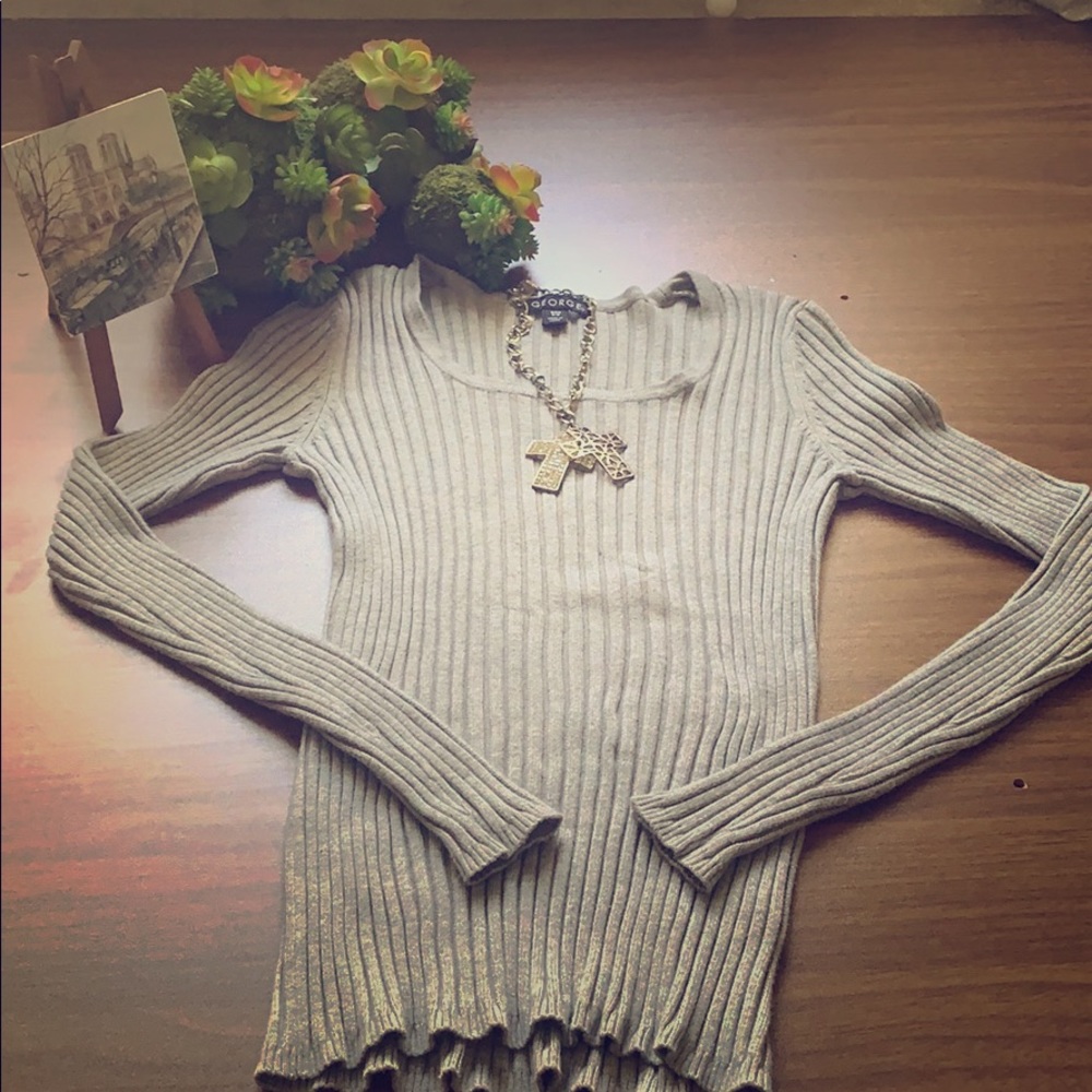Long sleeve top